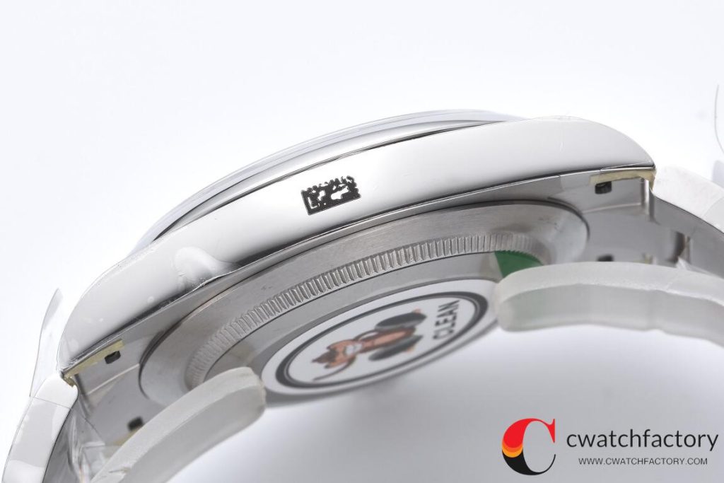 C厂Clean劳力士41mm蚝式恒动m124300-0001银面「3230机芯」